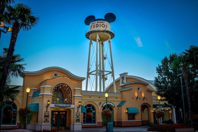 Grand Studio Montevrain - Disneyland Rer A מראה חיצוני תמונה